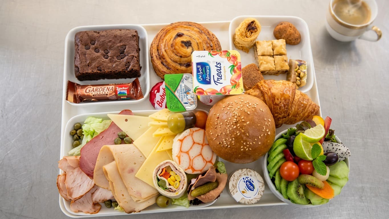 Premium business-class in-flight meal tray prepared by Concord for Catering